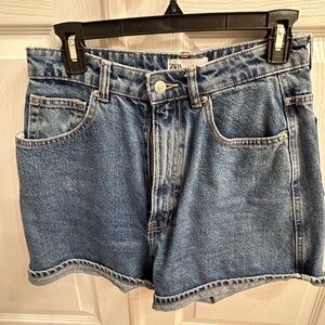 Zara Classic Mid-Blue Denim Shorts